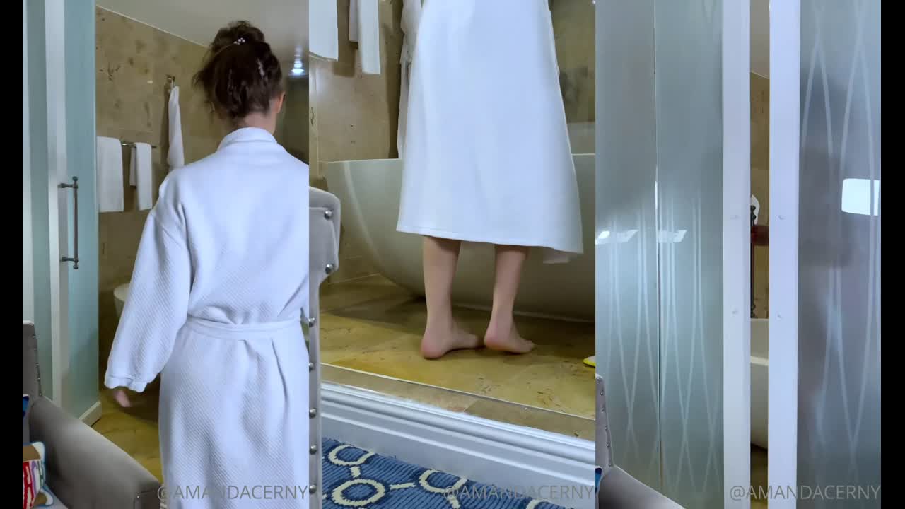 Amanda Cerny Chain Bikini Voyeur Leaked Onlyfans Porn Video