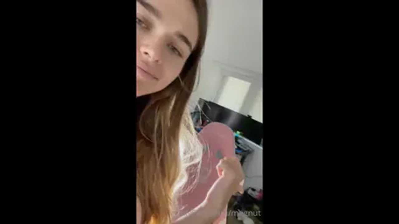 Megnutt02 Onlyfans Bikini Strip Tease Leaked Onlyfans Porn Video