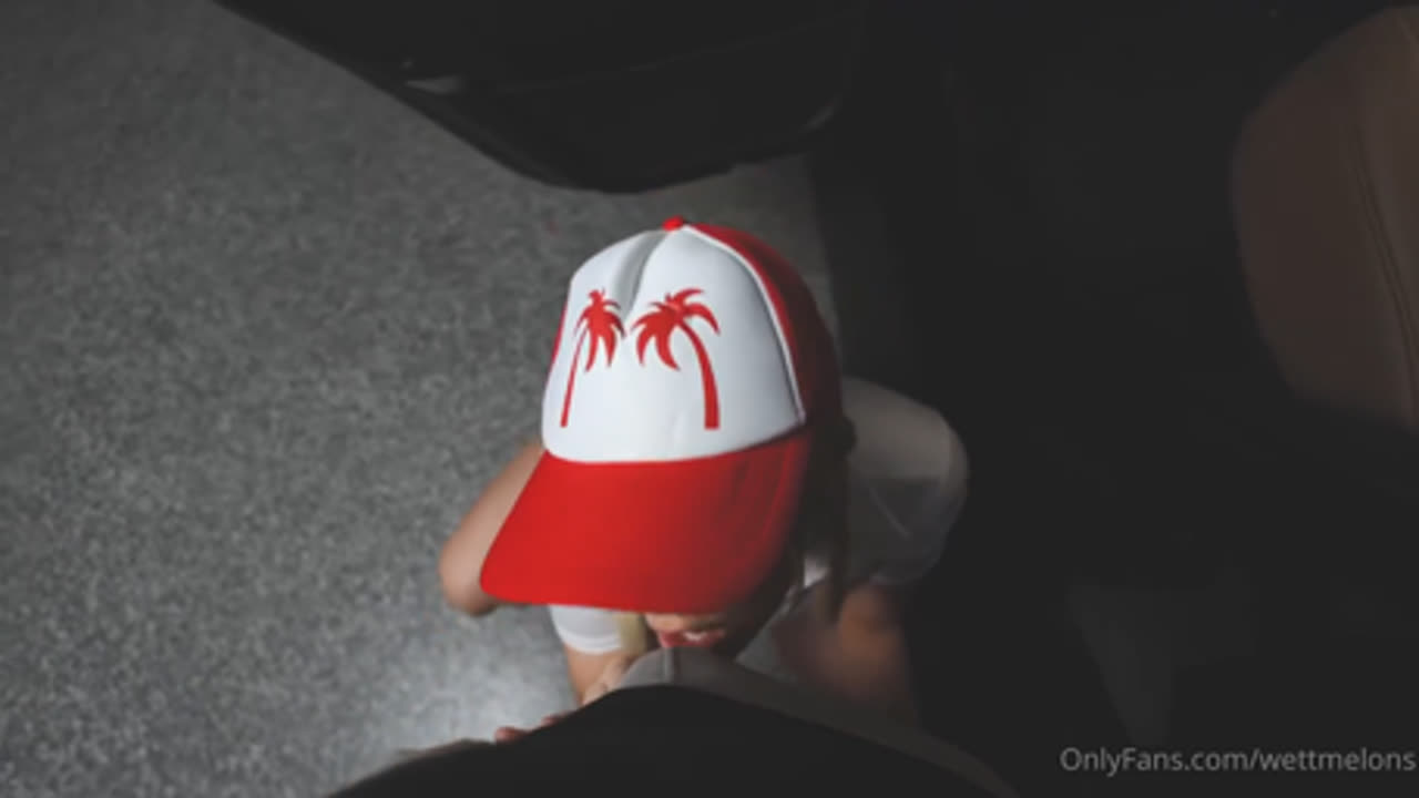 Wettmelons Fast Food Worker Bj And Fuck Leaked Onlyfans Porn Video