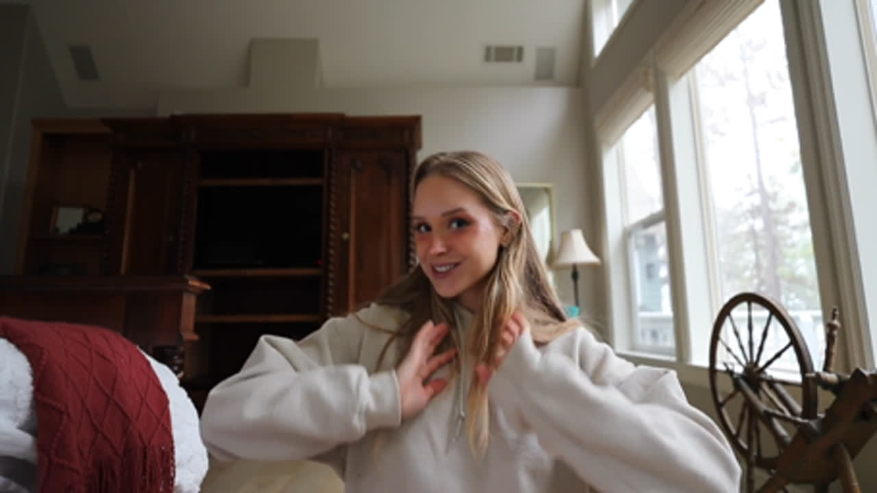 Caroline Zalog Maid Try On Haul Leaked Onlyfans Porn Video