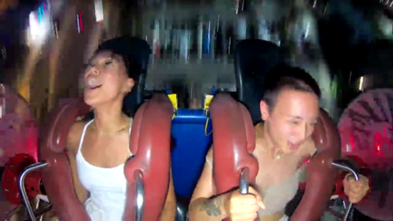 Girls Tits Pop Out On Rollercoaster Video Leaked Onlyfans Porn Video
