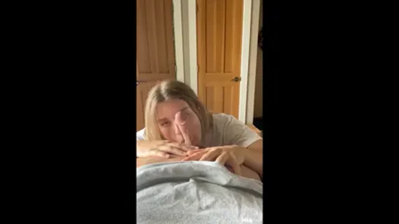 Mia Melano Surprise Blowjob Leaked Onlyfans Porn Video