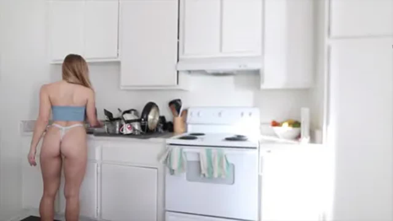 Caroline Zalog Youtuber Nude Tea Time Leaked Onlyfans Porn Video