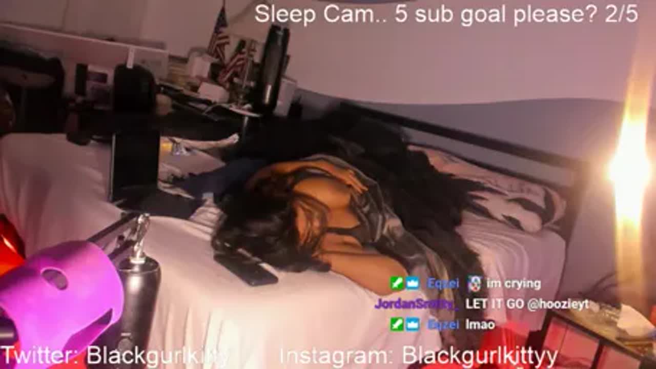 Emilysweats Sleep Cam Boob Slip Twitch Leaked Onlyfans Porn Video