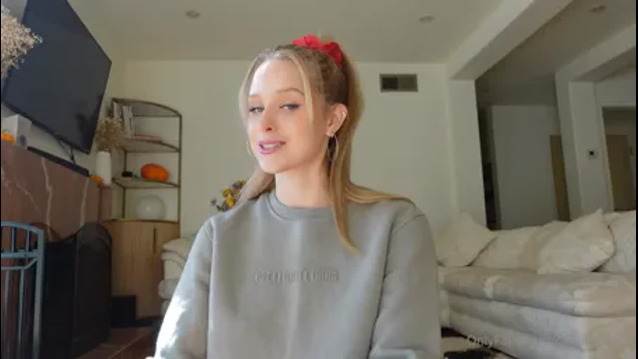 Caroline Zalog Hot Skims Try On Leaked Onlyfans Porn Video