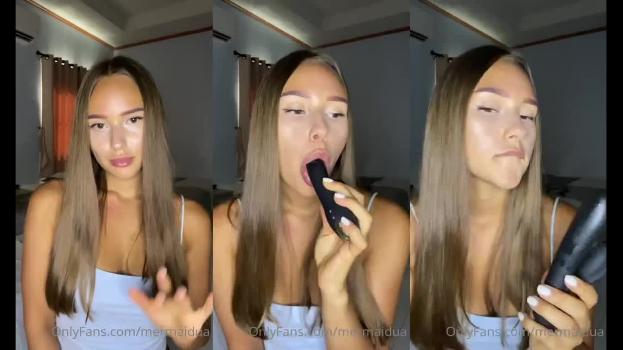 Mermaidua Dildo Play